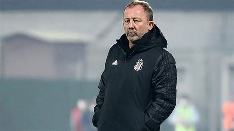 Beşiktaş sergen yalçın istifa etti